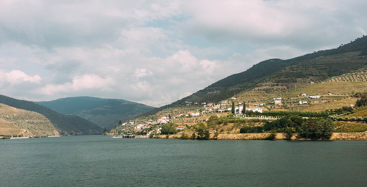 Uma Viagem de Charme no Comboio Histórico do Douro Uma Viagem de Charme no Comboio Histórico do Douro