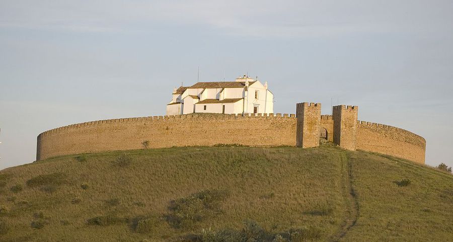 10 fantásticas curiosidades dos Castelos de Portugal