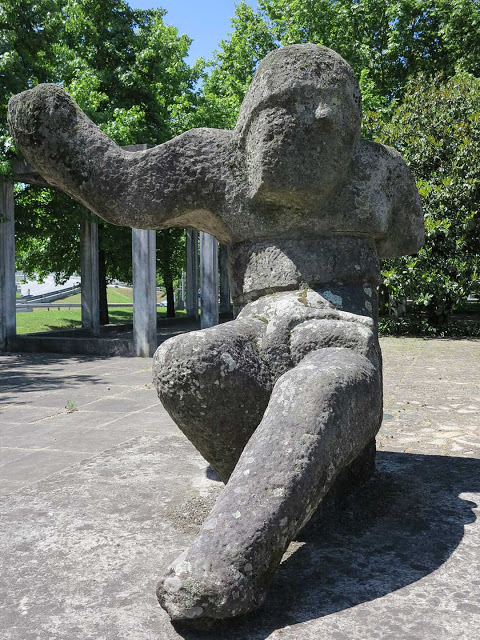 O Mistério do Colosso de Pedralva O Mistério do Colosso de Pedralva