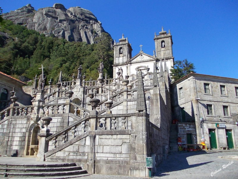 Santuários de Portugal: 12 Lugares Sagrados Santuários de Portugal: 12 Lugares Sagrados