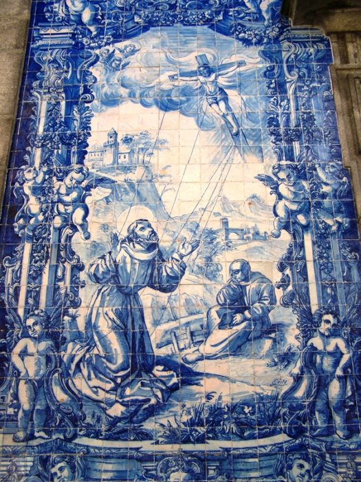 Porto: a preciosa Capela das Almas A preciosa Capela das Almas, no Porto