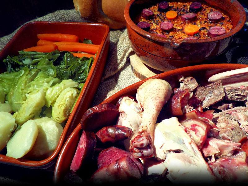 Receitas de Cozido à Portuguesa, um símbolo da gastronomia nacional Cozido à Portuguesa: história e receita