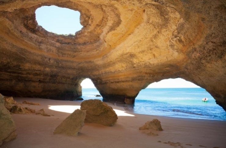 As 15 cavernas mais bonitas do mundo: uma é portuguesa As 15 cavernas mais bonitas do mundo: uma é portuguesa