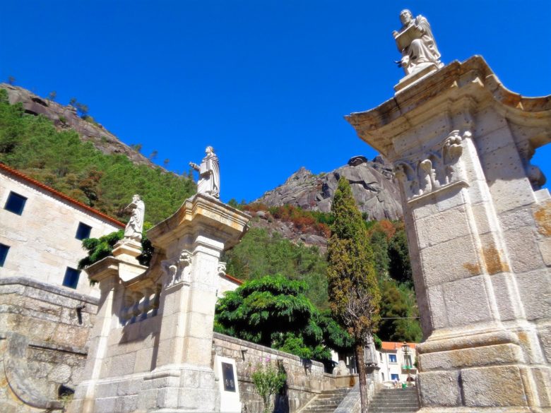 Santuário da Senhora da Peneda, beleza sagrada Santuário da Senhora da Peneda, beleza sagrada