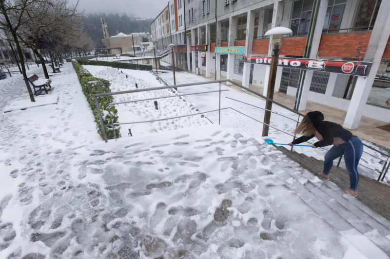 Bragança: um dos maiores nevões da década (fotos) Bragança: um dos maiores nevões da década (fotos)