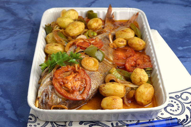 Porque é que os portugueses são o povo europeu que come mais peixe? Porque é que os portugueses são o povo europeu que come mais peixe?
