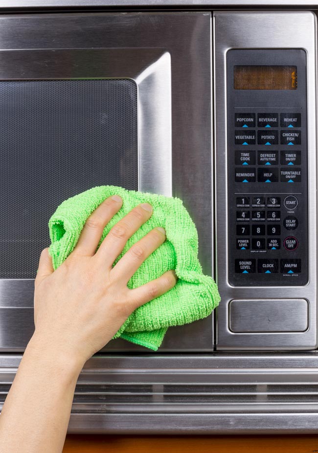 Aprenda A Tirar Maus Cheiros Do Micro Ondas Eficazmente