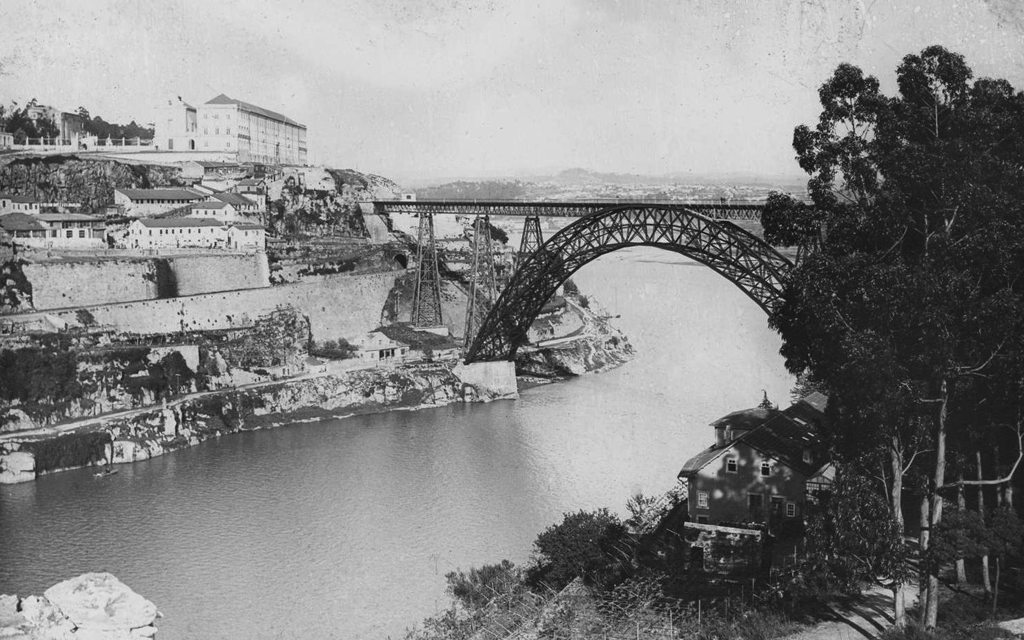 Porto: A insólita inauguração da ponte D. Maria Pia