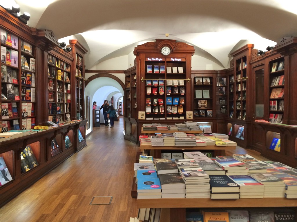 A Bertrand Do Chiado é A Livraria Mais Antiga Do Mundo | Ncultura