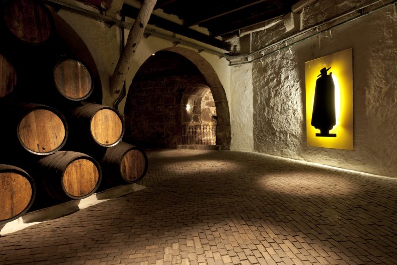 Sabe como se faz o vinho do Porto? 