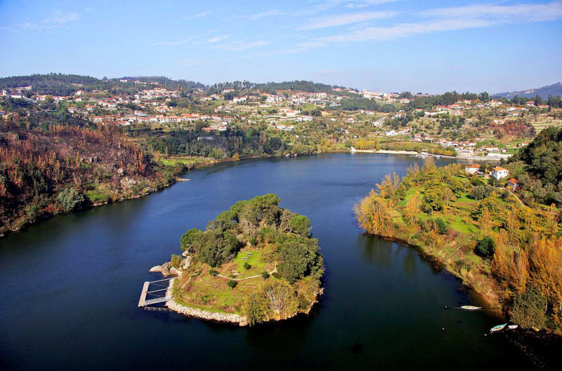 Ilha dos Amores, a preciosa ilha no Douro