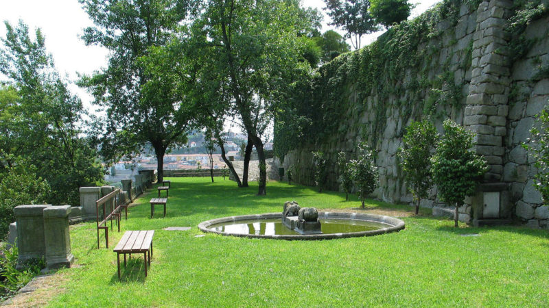 12 jardins encantadores para descobrir no Porto