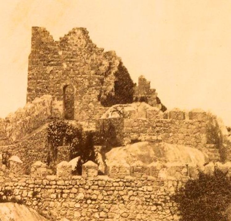 A História do Castelo dos Mouros