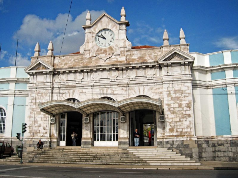 7 Estações de Comboios emblemáticas e mais belas de Portugal