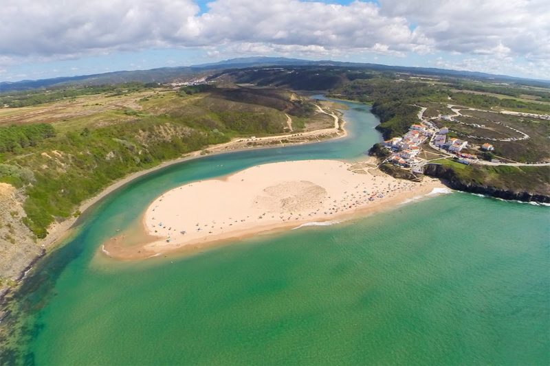 As mais bonitas e melhores praias de Portugal