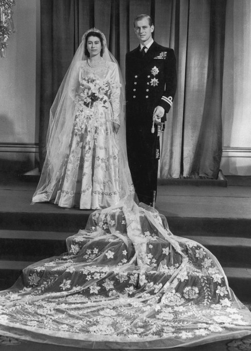 30 maravilhosos vestidos de casamento de Rainhas e Princesas