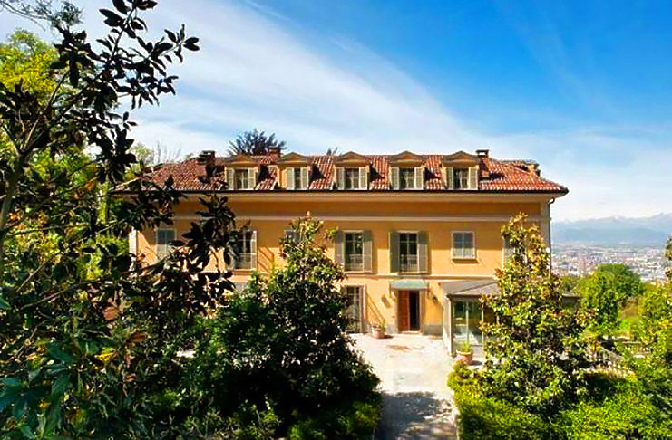 Ronaldo quer viver nesta mansão de luxo em Itália
