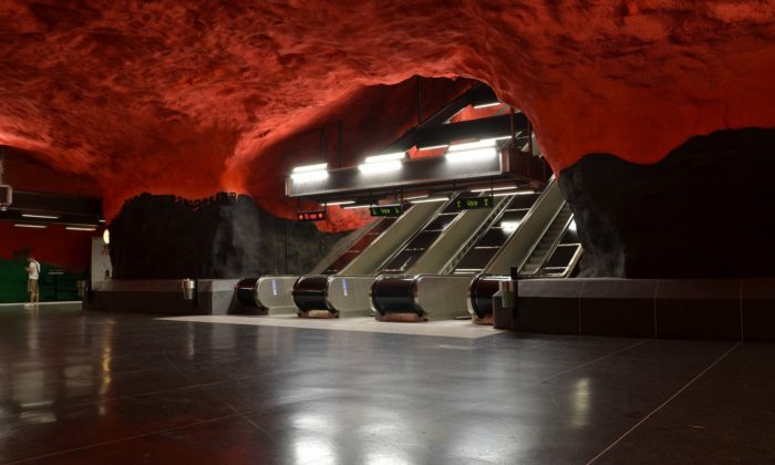 Portugal tem uma das 25 Estações de Metro das mais bonitas do mundo 10 Estação de Solna, Estocolmo, Suécia - © Wikimedia Commons