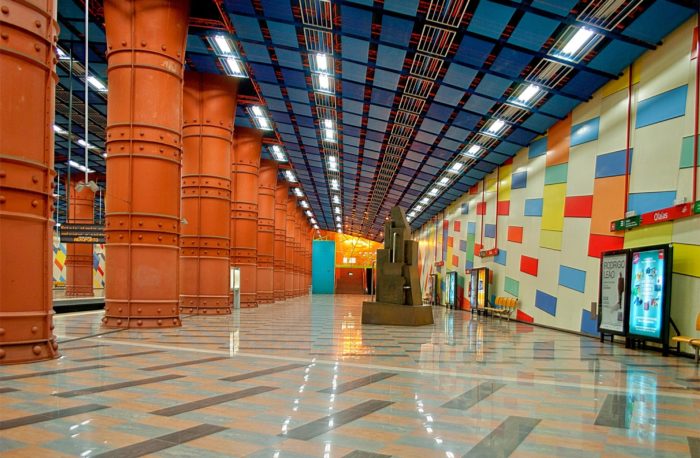 Portugal tem uma das 25 Estações de Metro das mais bonitas do mundo 13 Estação das Olaias, Lisboa, Portugal - © City Guide Lisbon