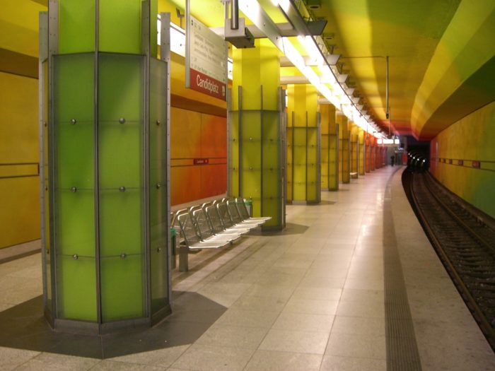 23 Estação de Candidplatz, Munique, Alemanha - © Wikimedia Commons