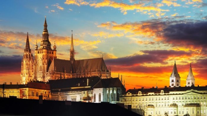 Castelo de Praga - 30 Lugares Famosos do Mundo