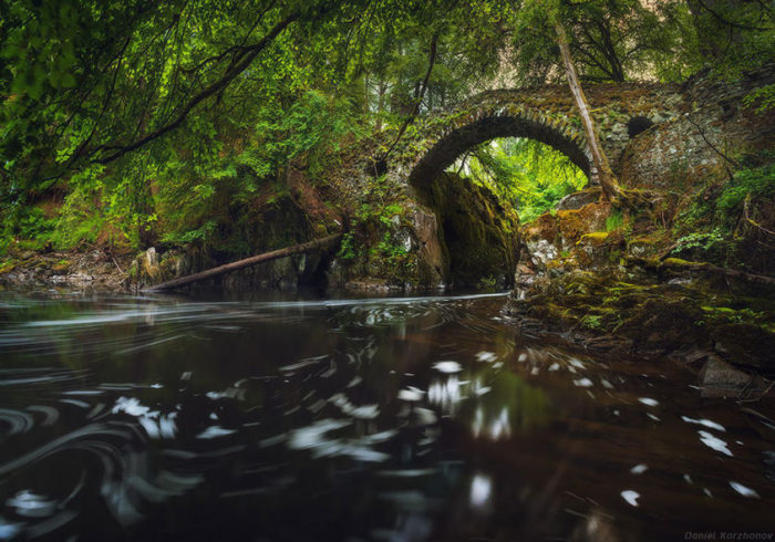 Ponte Hermitage, Escócia