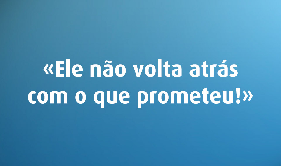 Voltar atrás é ou não erro de português? Voltar atrás é ou não erro de português?