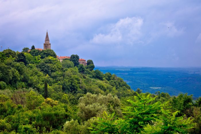 É portuguesa uma das vilas em colina mais bonitas da Europa, diz CNN - Getty Images/iStockphoto