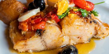 Em Portugal come-se muito bacalhau. Porquê?