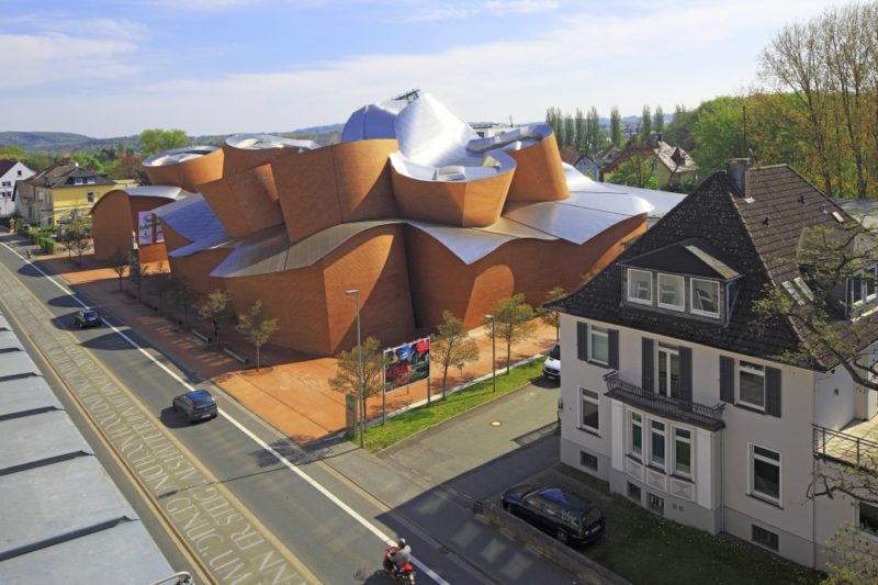 20 fascinantes edifícios que desafiam as leis da física Museo Marta Herford, Herford, Alemania