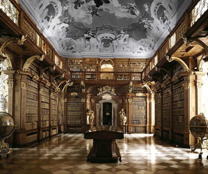 São portuguesas duas das 41 bibliotecas mais belas do mundo Biblioteca da Abadia de Melk, na Áustria