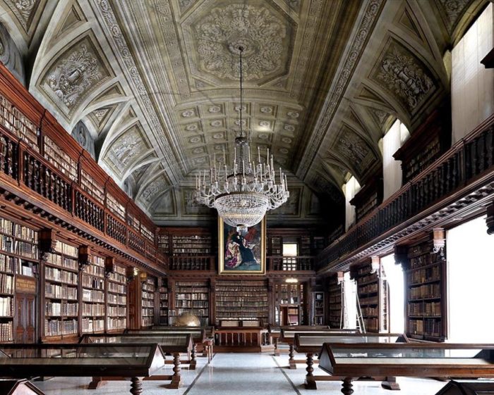 São portuguesas duas das 41 bibliotecas mais belas do mundo Biblioteca Nacional Braidense, Milão, Itália