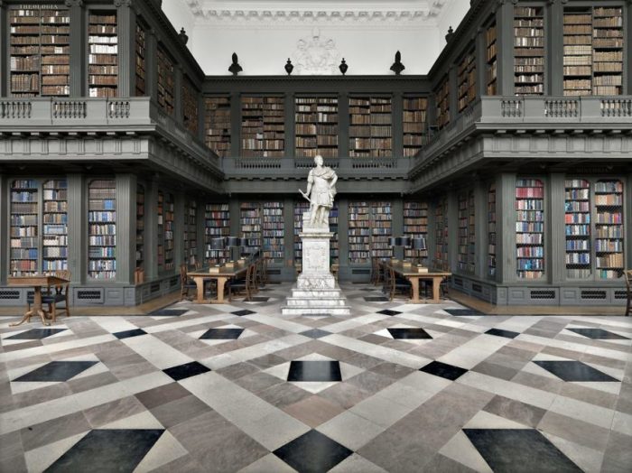 São portuguesas duas das 41 bibliotecas mais belas do mundo Biblioteca Codrington, Oxford, Reino Unido