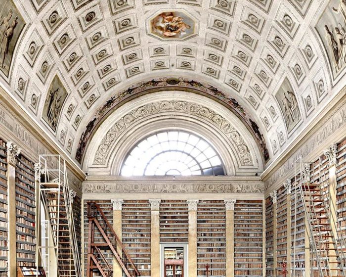 São portuguesas duas das 41 bibliotecas mais belas do mundo Biblioteca Palatina, Parma, Itália