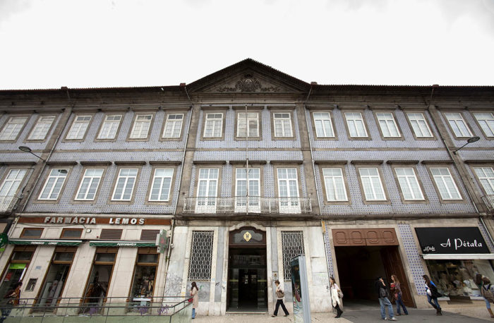 Porto: a Igreja do Carmo Hospital da Ordem do Carmo, no Porto, será convertido num hotel de cinco estrelas