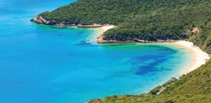 São portuguesas 5 das 15 praias mais bonitas do Mundo