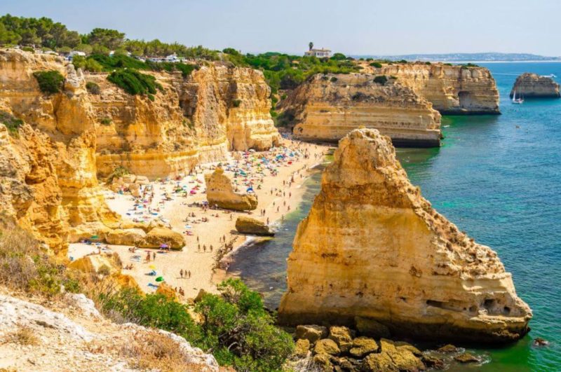 Uma das melhores praias do mundo é portuguesa, segundo a CNN