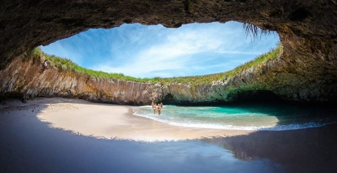 Portugal tem uma das 7 praias únicas que vale a pena conhecer 7 praias únicas