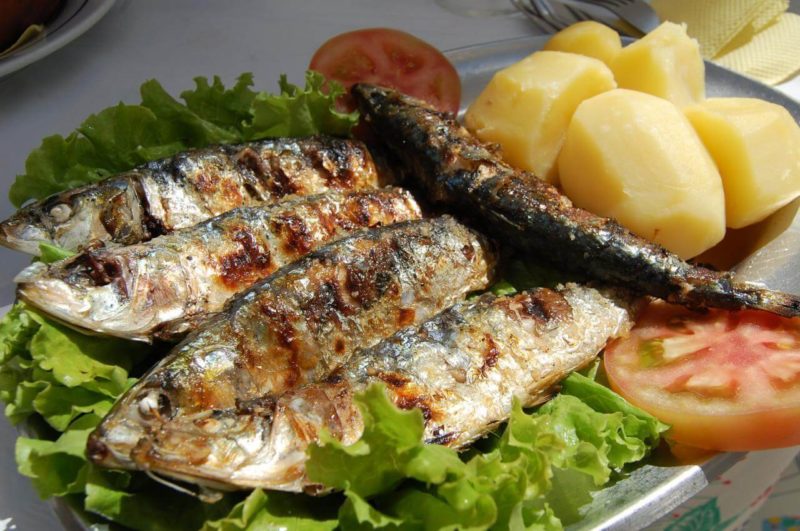 deliciosas sardinhas assadas