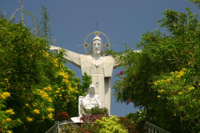estátuas de Jesus mais famosas