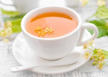 Chá de açafrão é remédio caseiro para tosse e dor de garganta