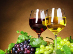 1 copo de tinto ou branco por dia ajuda a prevenir o enfarte. Perceba porquê