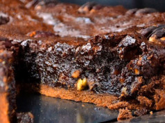 Torta de Chocolate simples e fácil, 4 doces tentações Torta de Chocolate simples e fácil