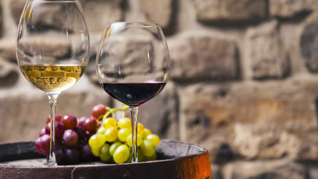 Vinho tinto ou branco ajudam a prevenir enfartes tinto ou branco ajudam