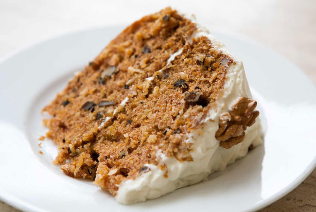 Bolo de cenoura e ananás húmido e fofo, 3 irresistíveis tentações Bolo de cenoura e ananás húmido