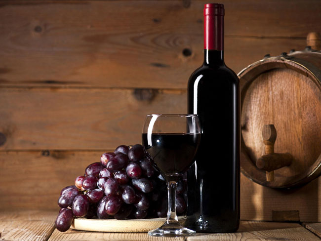 grandes benefícios do Vinho Tinto