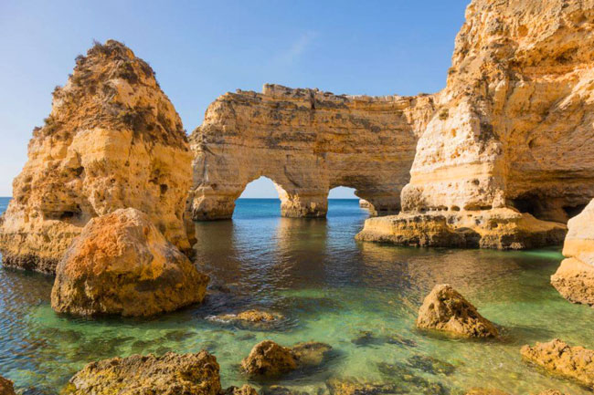 Algarve eleito o Melhor Destino de Verão 2020 Melhor Destino de Verão 2020