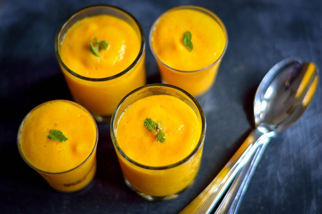 6 receitas de mousse de chocolate e mousse de frutas. Todas deliciosas! receitas de mousse de chocolate