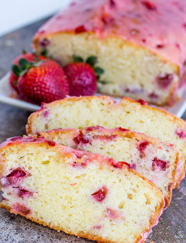 4 receitas de bolo de iogurte de frutos vermelhos. Puro prazer… bolo de iogurte de frutos vermelhos