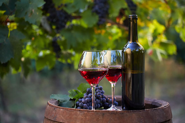 vinho tinto pode ajudar a prevenir o Alzheimer